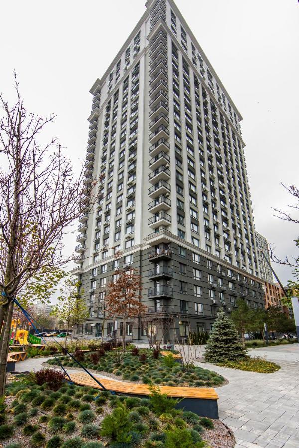 Стильные Апартаменты,Метро Вырлица,Метро Харьковская Kyiv Exterior photo